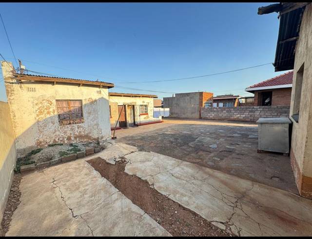 3 BEDROOM HOUSE FOR SALE IN DUBE
